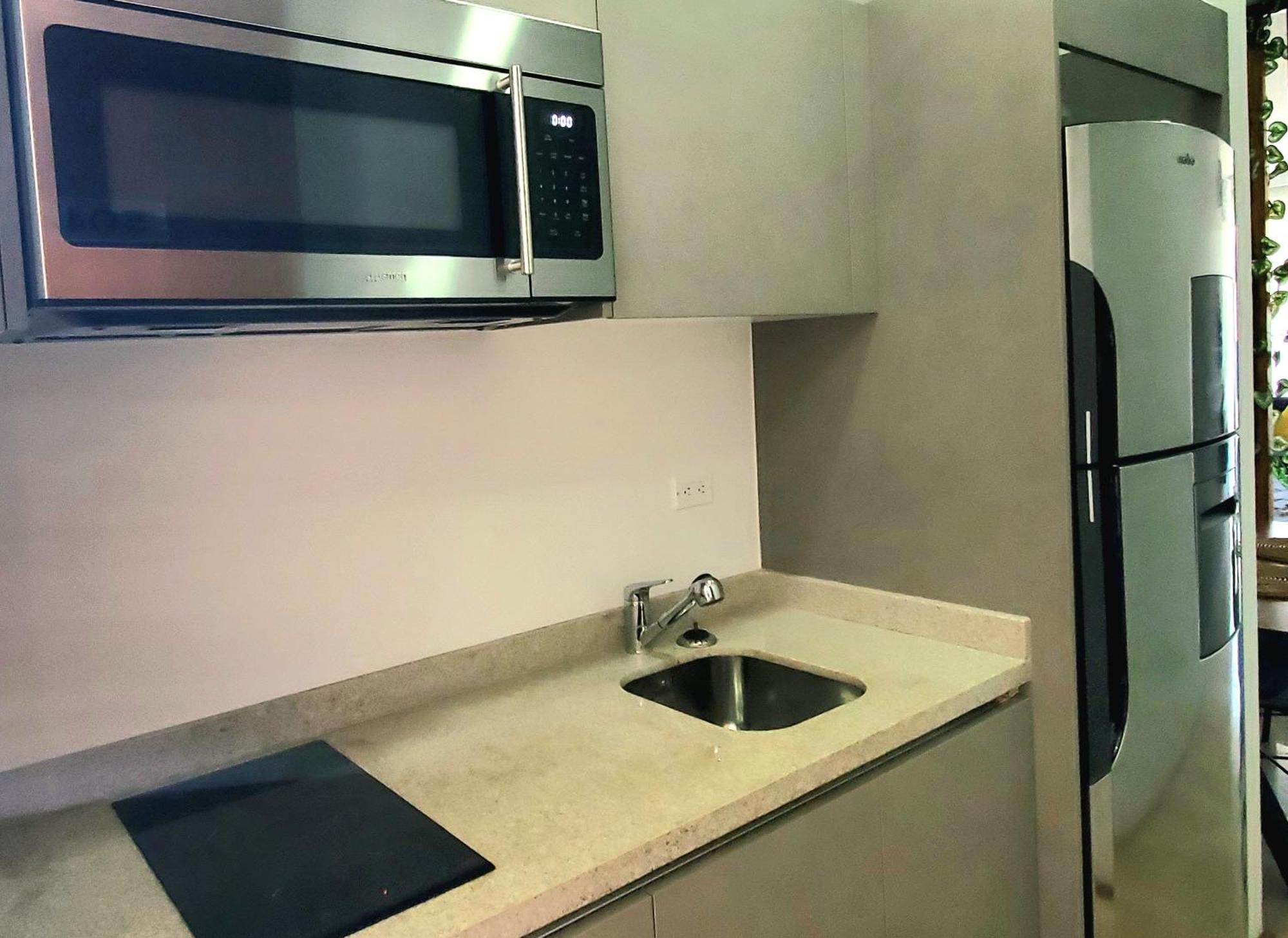 Stylish Loft 4 Blocks From 5 Ave
